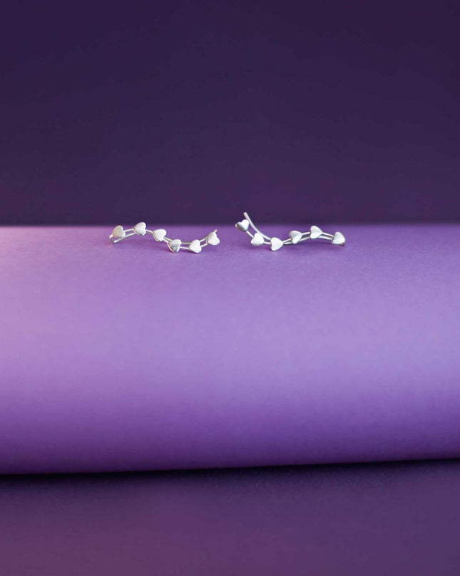 BRINCO EARCUFF CORAÇÕES