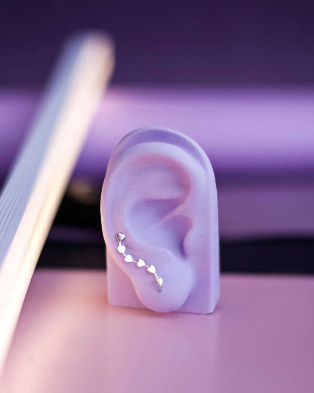BRINCO EARCUFF CORAÇÕES