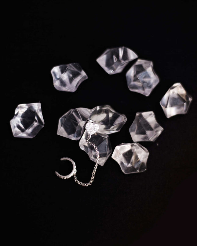 BRINCO EARLINE HEART- Zircônia